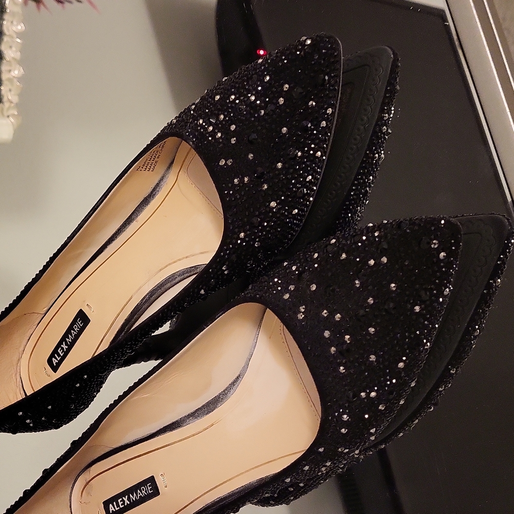 Alex Marie 7M kitten heel Approx. 1.1/2